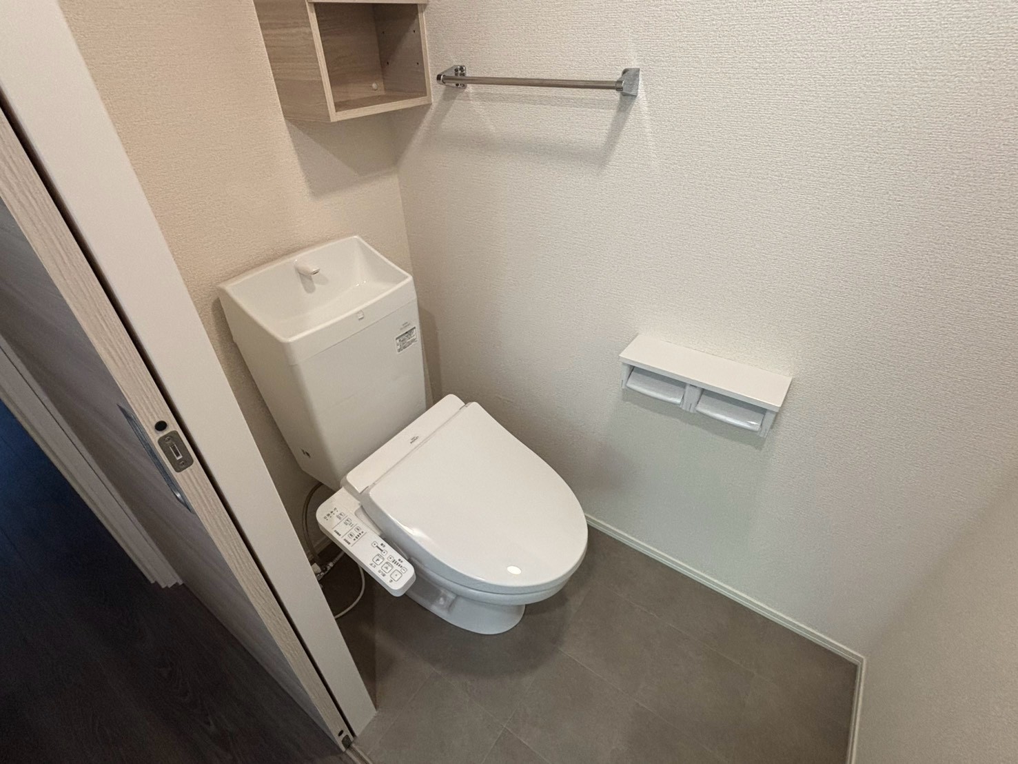 ディアライズ春日町B棟のトイレ写真