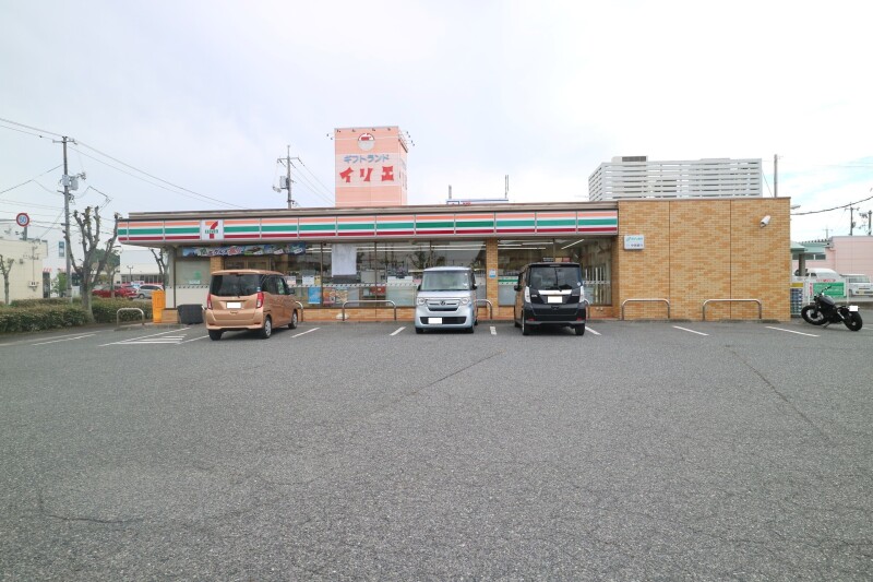 コンビニ　セブンイレブン　総社中央5丁目店（コンビニ）まで522m
