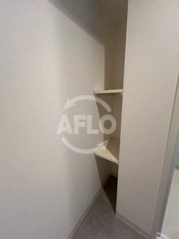 その他共有部分　船場ミッドキューブ　洗面所収納