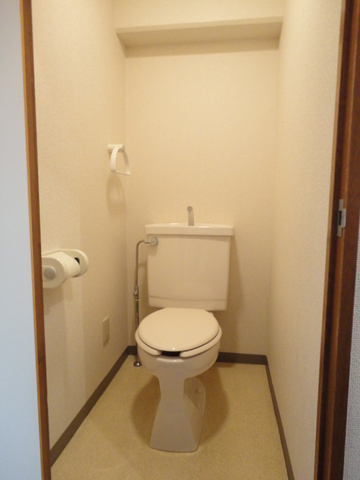 トイレ　清潔感ある洋式トイレです
