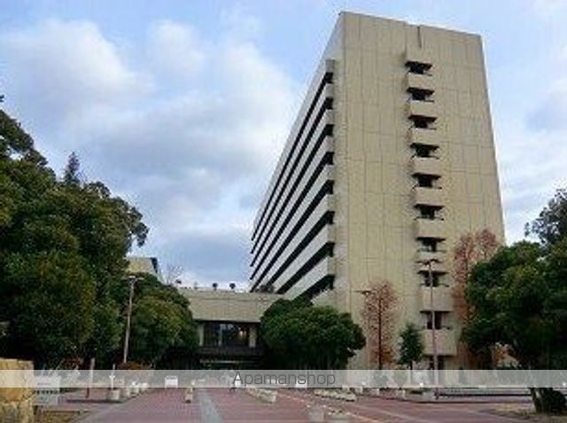 役所　姫路市役所（役所）まで820m