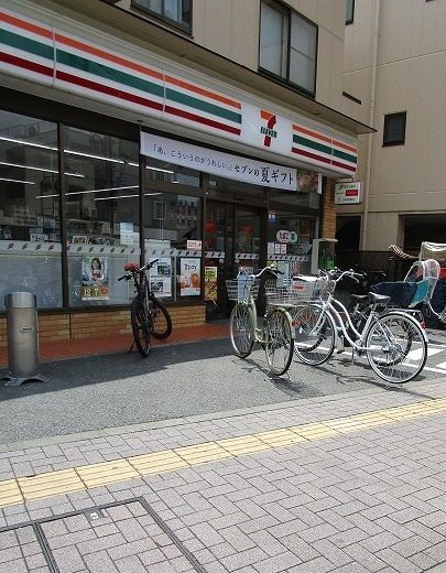 コンビニ　セブンイレブン（コンビニ）まで80m