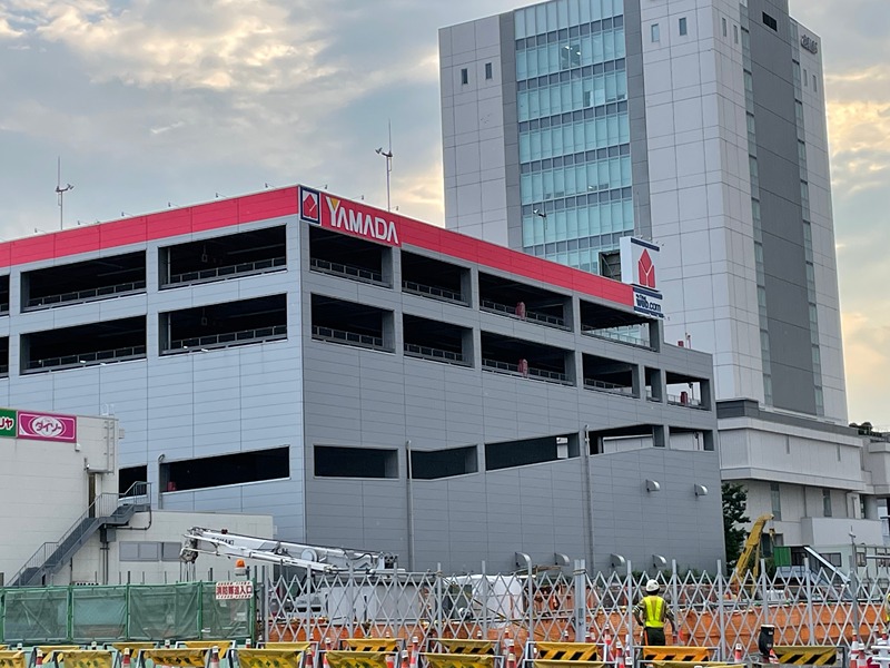 ショッピングセンター　ヤマダデンキ YAMADA  江東新砂店（ショッピングセンター）まで809m
