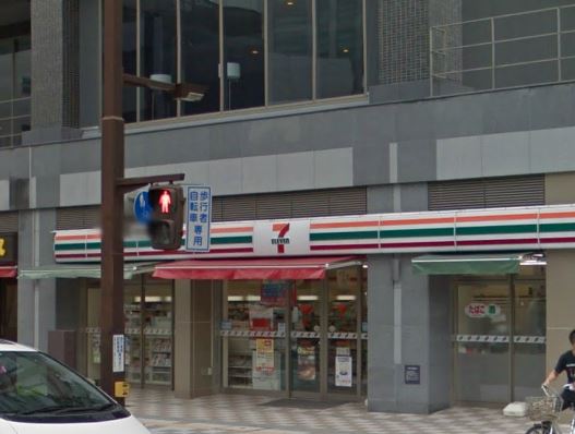 コンビニ　セブンイレブン浜松板屋町店（コンビニ）まで161m