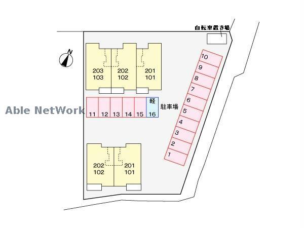 駐車場　駐車場