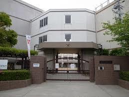 小学校　大阪市立大開小学校（小学校）まで556m