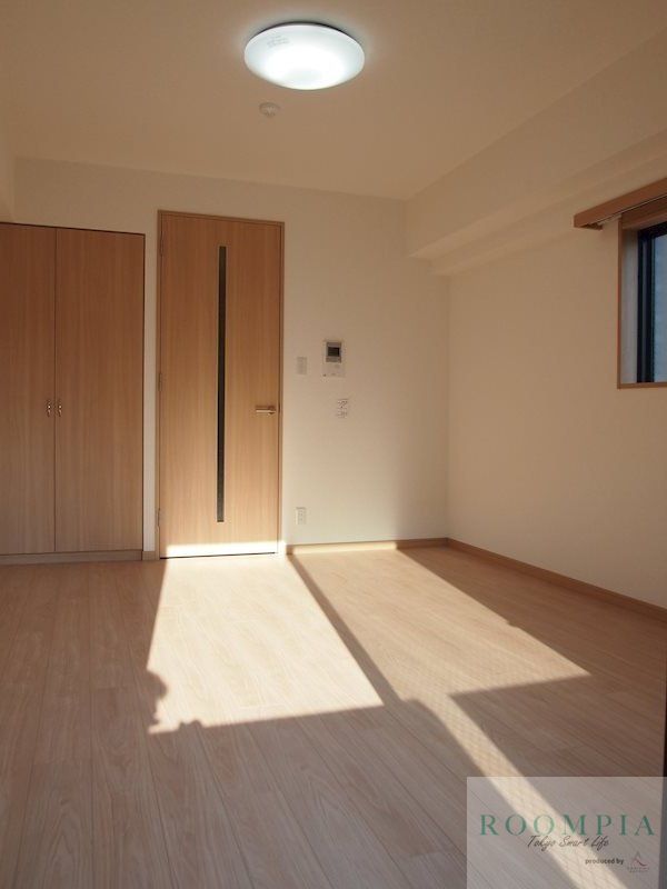 居室・リビング　※同タイプの別のお部屋です。