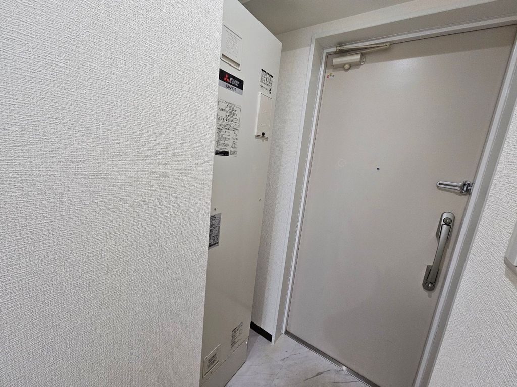 玄関　設備