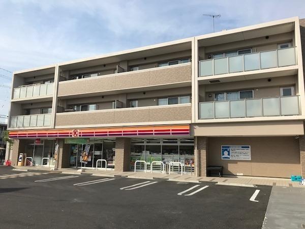 コンビニ　サークルＫ草津上笠２丁目店（コンビニ）まで593m