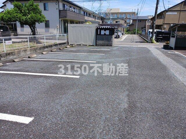 駐車場　駐車スペースもあります