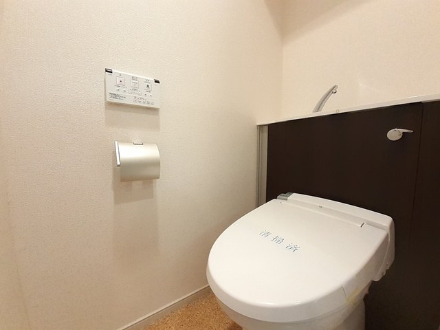 トイレ　清潔感のあるトイレです。