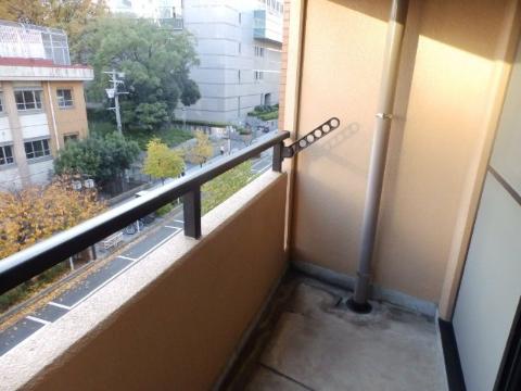 バルコニー　ベランダ