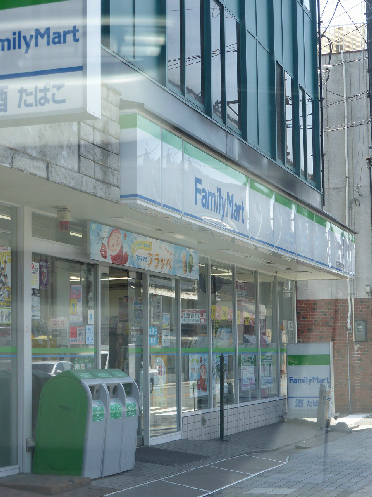 コンビニ　ファミリーマート 塚本祇園東山店（コンビニ）まで96m