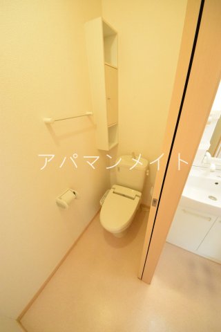 トイレ　ウォシュレット付きです！
