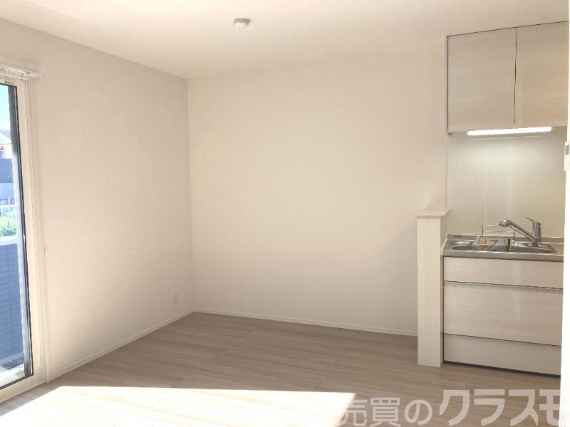 居室・リビング　明るいお部屋です♪