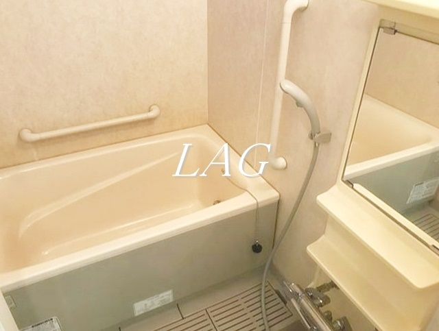 バス・シャワールーム　お風呂です。