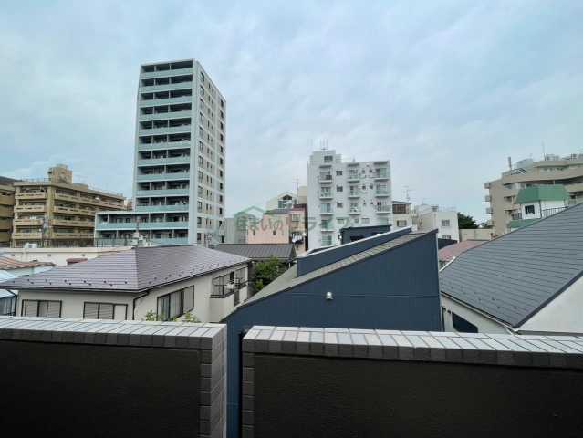 眺望　ルーブル駒沢大学参番館