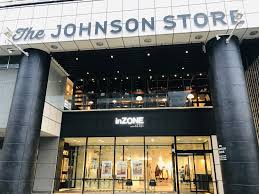 ホームセンター　The　JOHNSON　STORE（ホームセンター）まで407m
