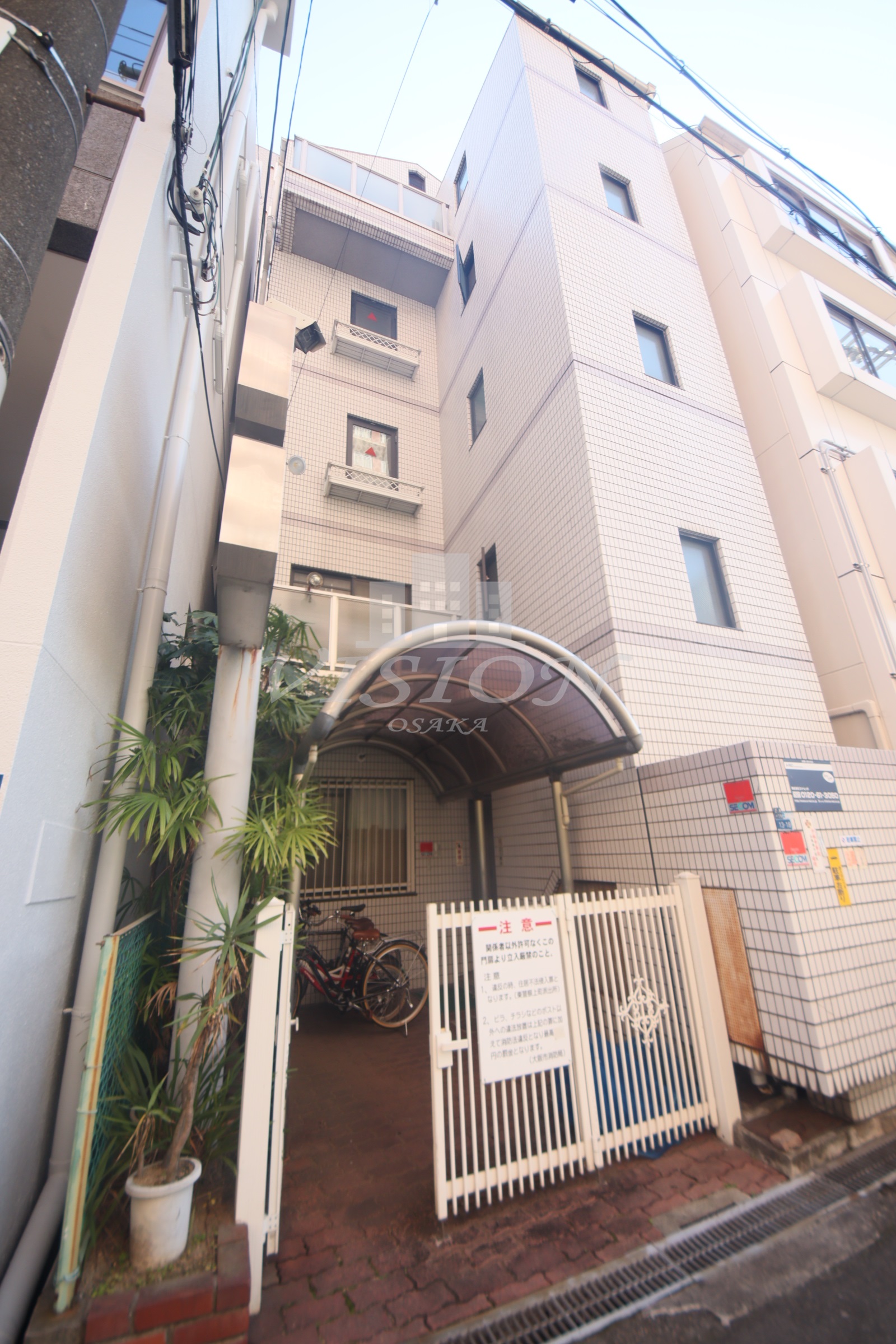 建物外観