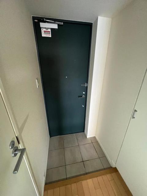 玄関　同仕様同間取り写真