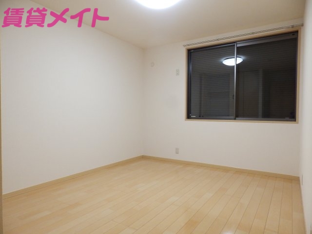 その他部屋・スペース　同物件別部屋、左右反転タイプの参考写真です。