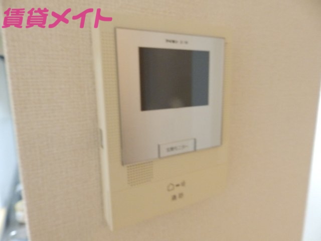セキュリティ　同物件別部屋、左右反転タイプの参考写真です。
