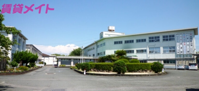高校・高専　三重県立四日市中央工業高等学校（高校・高専）まで3009m