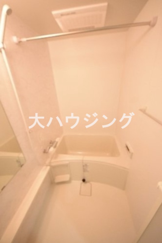 バス・シャワールーム　９