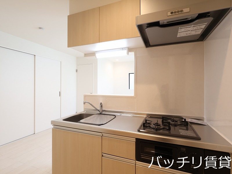 キッチン　画像は、同型タイプの為、現状を優先いたします。
