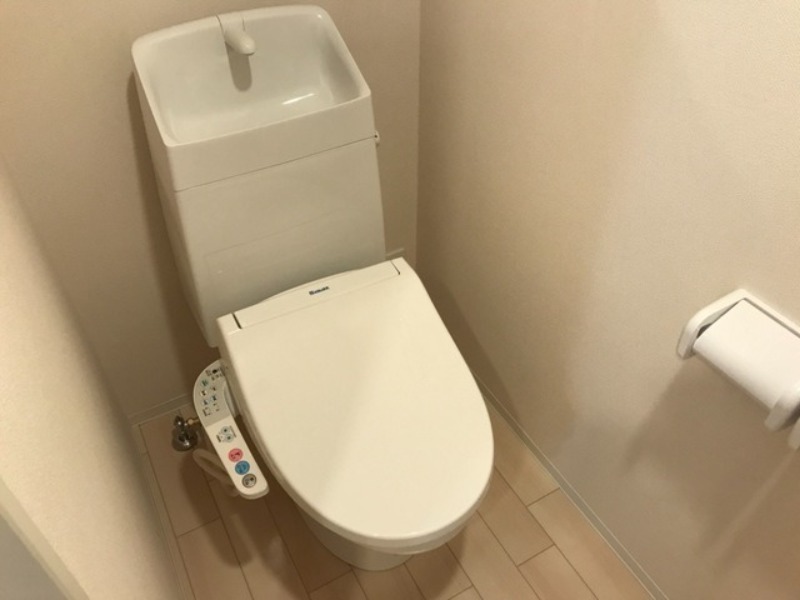 トイレ　図面と現状に相違がある場合には現状を優先