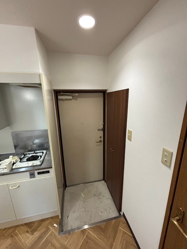 べステック・南塚口の玄関写真