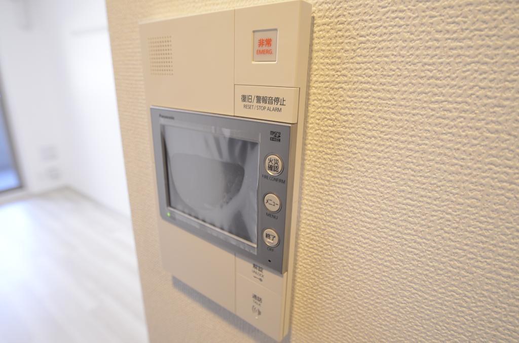 セキュリティ　カメラ付インターホン