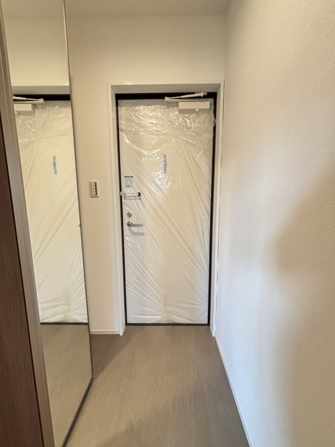 玄関　※他物件写真～同建築会社物件