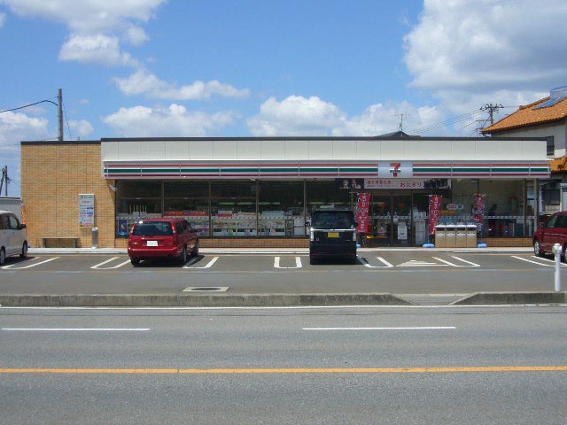 コンビニ　セブンイレブン 富山北代店（コンビニ）まで272m