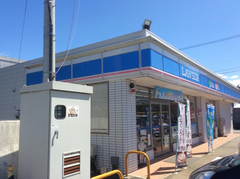 コンビニ　ローソン 富山北代店（コンビニ）まで579m