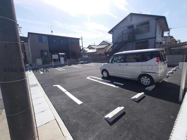 駐車場　駐車場