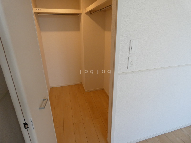 収納　収納が大きく、たくさんものが入ります。