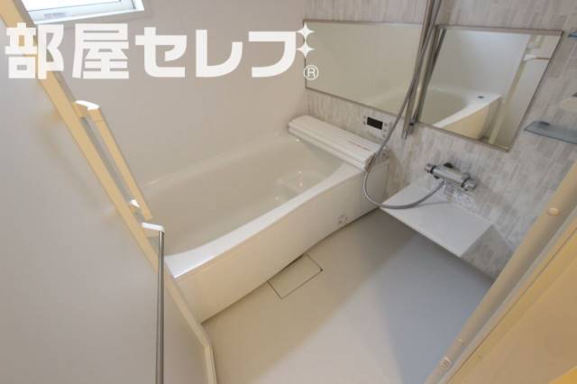 サニープレイス十一屋 A棟の風呂写真