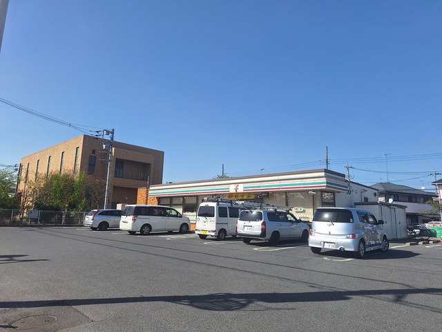コンビニ　セブンイレブン久喜北2丁目店（コンビニ）まで663m