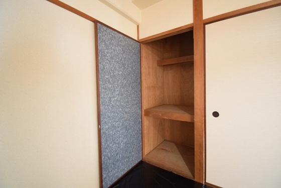 収納　※別号室の写真です