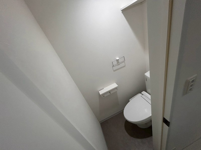LEROY千里山のトイレ写真