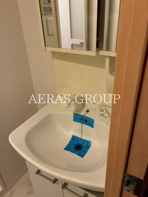 洗面設備　別部屋同仕様反転タイプ