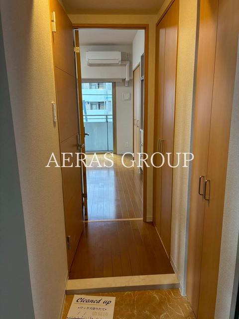 玄関　別部屋同仕様反転タイプ