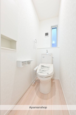 Sumai-to川崎市多摩区菅北浦01のトイレ写真