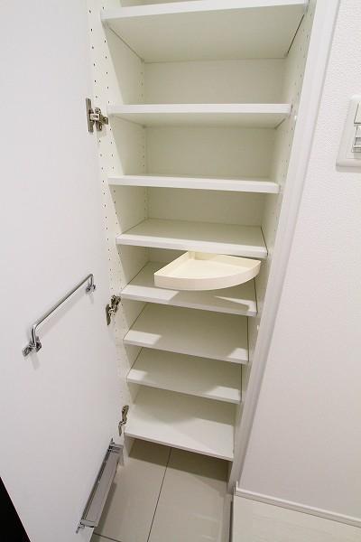 収納　シューズクローゼット