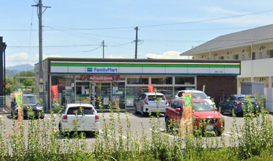 コンビニ　ファミリーマート 西尾八ツ面店（コンビニ）まで431m