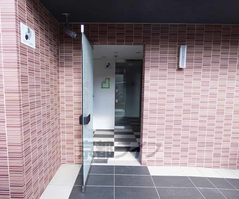 京福電鉄北野線 北野白梅町駅 徒歩37分 3階建 築13年の外観写真