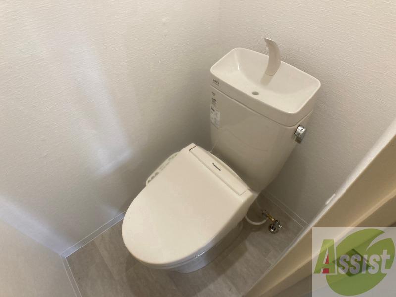 トイレ　トイレです。ウォシュレット付を探している方、おすすめです。