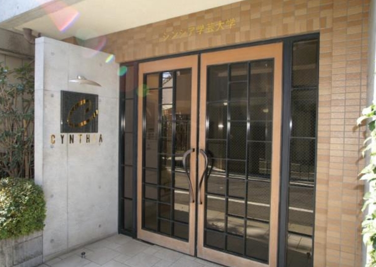 東急東横線 学芸大学駅 徒歩9分 5階建 築27年の外観写真