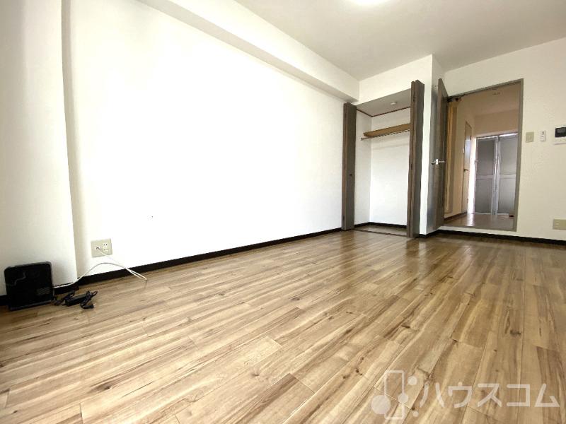 その他部屋・スペース　白を基調にした明るいお部屋です。